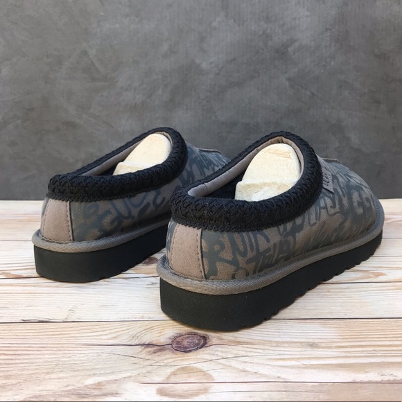 UGG Tasman Street Graffiti Slippers - Picture 13 of 16